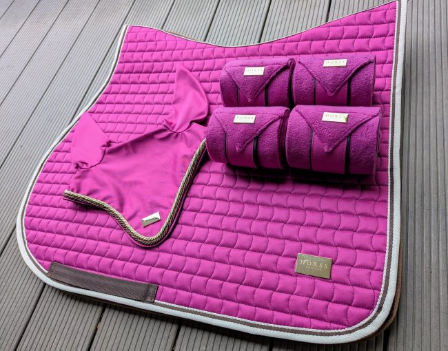 Horss Sport Anatomic - Magenta - czaprak ujeżdżeniowy - obrazek 3
